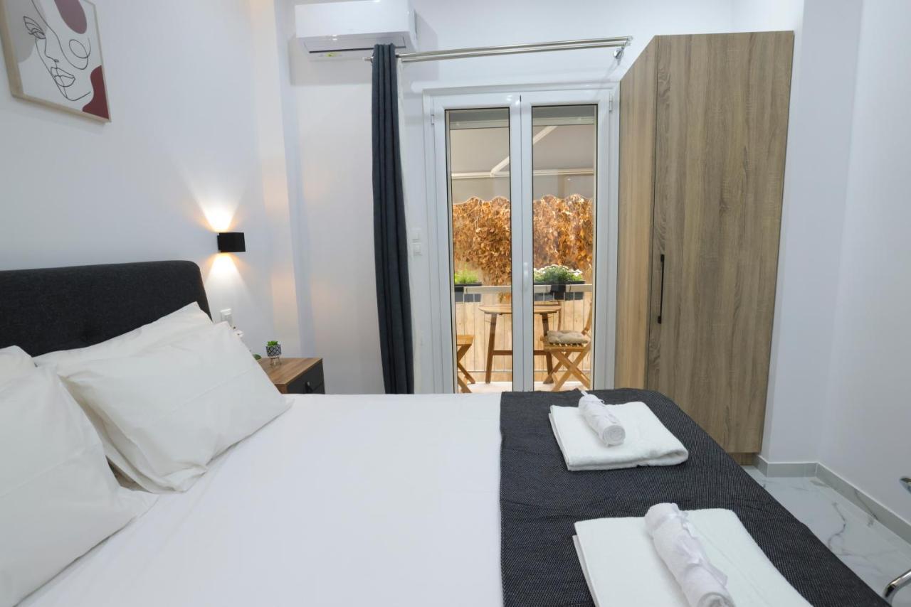Apollo 2 Bd Jacuzzi Suite Athens Luaran gambar
